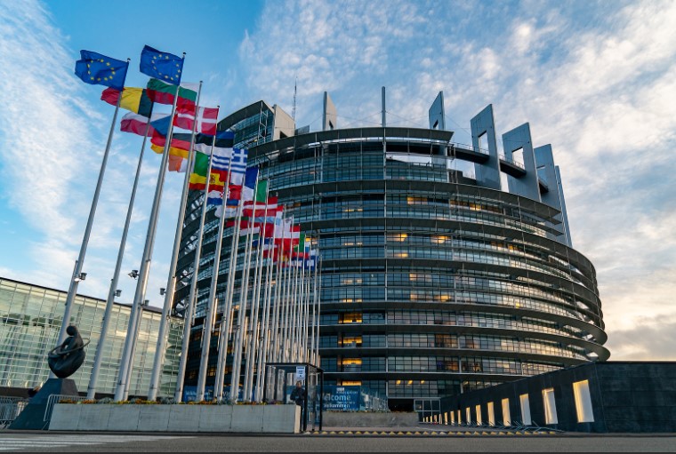 mostra blasfema europarlamento