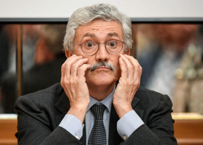 d'alema indagato corruzione internazionale