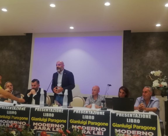 paragone presenta libro lamezia