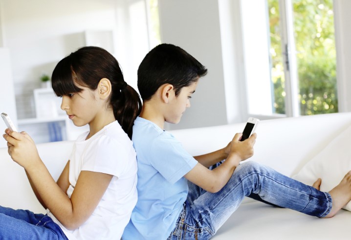 stop porno minorenni governo