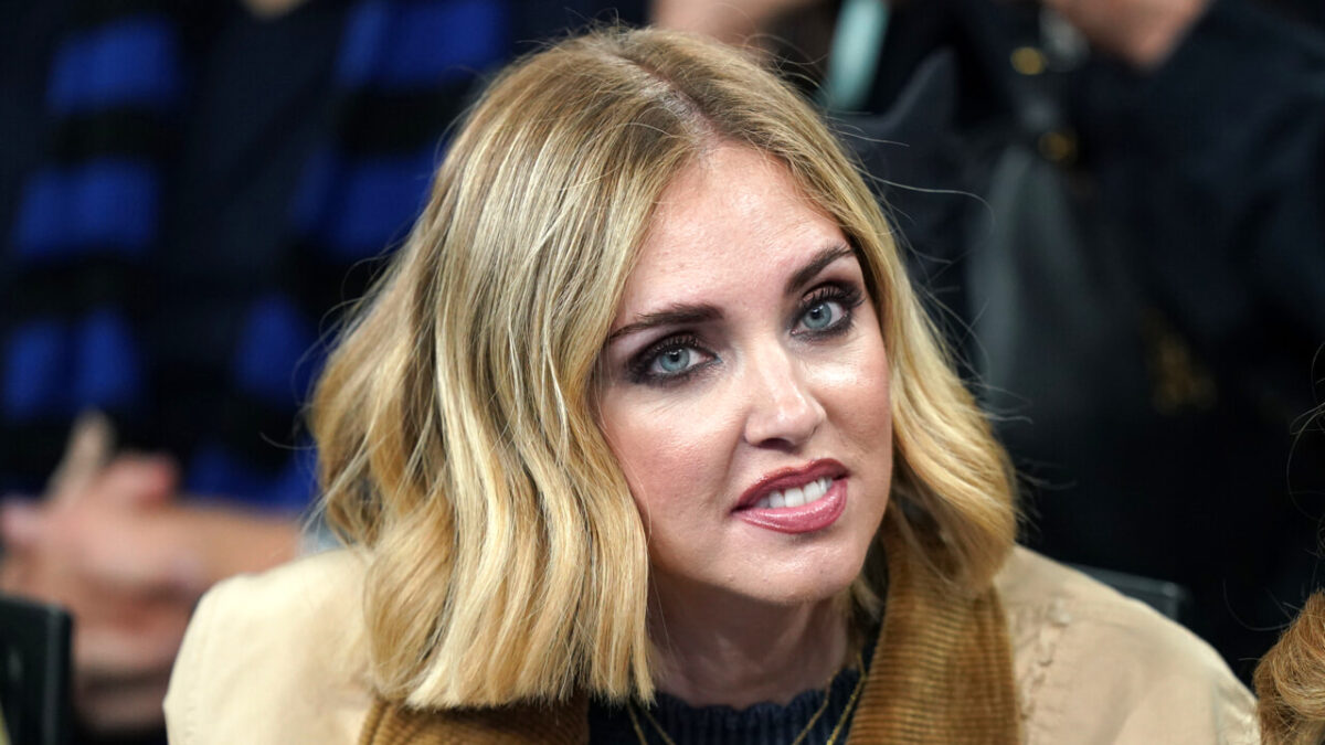 chiara ferragni contratti