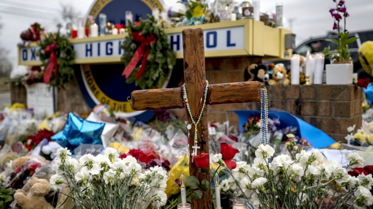 strage scuola condannati genitori